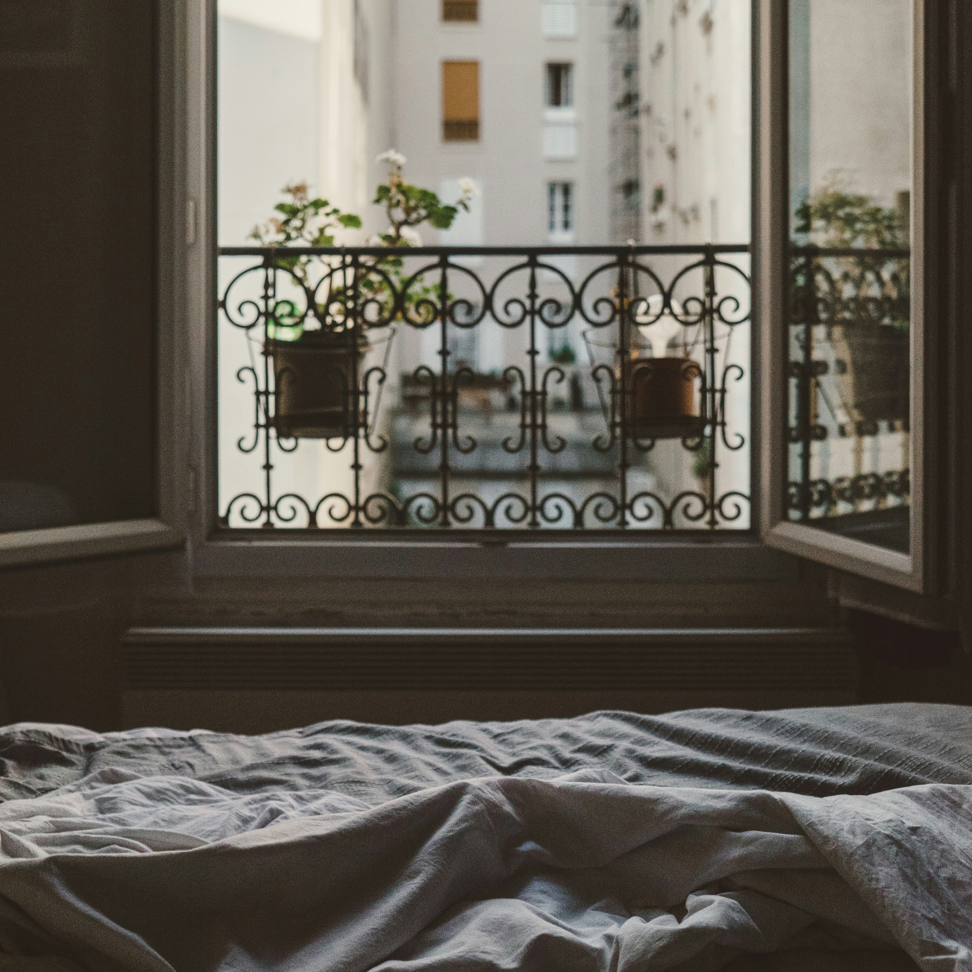 Sleep and Mental Health: The Vital Link Between Sleep and Psychological Well-being